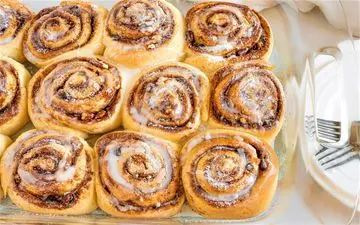 طرز تهیه رولت دارچینی خانگی برای صبحانهای خوشمزه و معطر