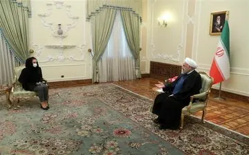 تقدیم استوارنامه ۳ کشور به روحانی