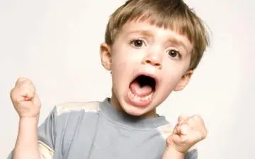 کودک لجباز دارید؟ این نکات را حتما بخوانید!