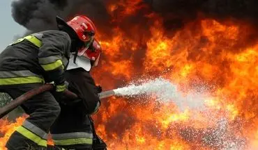 آتش سوزی در کارخانه فوم سازی شهرک صنعتی اردبیل
