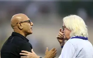 سکو نشینی مرد پرسپولیسی به دلیل درگیری با شفر