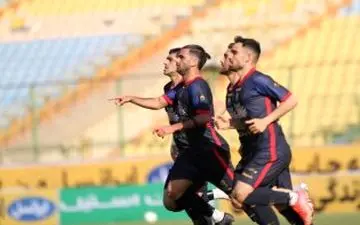 نساجی با چهار غایب در برابر استقلال