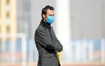 سرمربی هوادار: اقدام باشگاه خیبر در گرامیداشت یاد میناوند ارزشمند بود