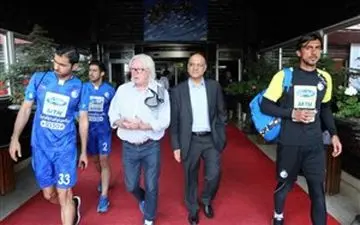 شفر با کدام بازیکنان به دیدار پیکان می‌رود؟