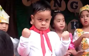 خشم نهفته در چهره پسربچه سوژه شبکه‌های مجازی شد