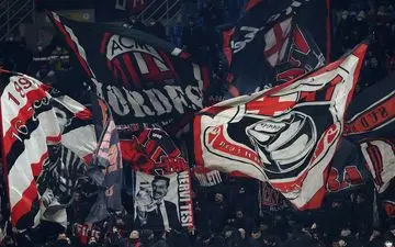 تنش در میلان؛ یک هوادار کروات چاقو خورد!