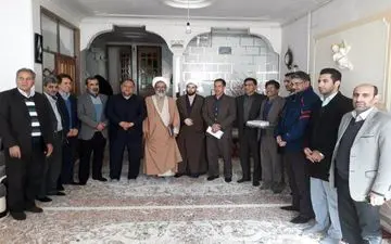 تجلیل از چهل سال حضور در صحنه تئاتر