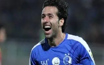 خط قرمز شفر  روی نام هافبک استقلال برای دیدار با سایپا