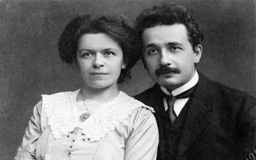  ۶ واقعیت عجیب از آلبرت اینشتین که غافلگیرتان میکند