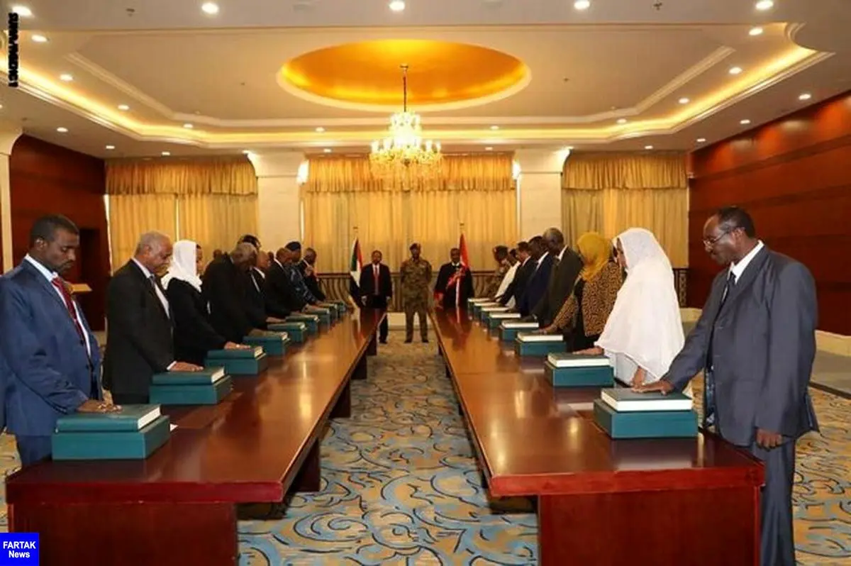 دولت سودان سوگند یاد کرد/توافق بر سر مذاکره مستقیم با گروه‌های مسلح
