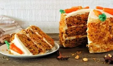 طرز تهیه کیک هویج نرم و مرطوب با کرم پنیر