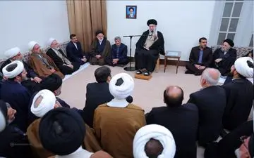 رهبر انقلاب: حوزه علمیه وام‌دار آیت‌الله جوادی‌آملی است

