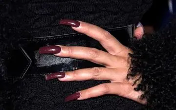 زیباترین رنگ‌های لاک برای پوست سبزه؛ انتخابی شیک و جذاب