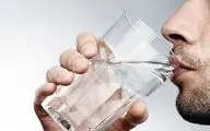 نوشیدن آب گرم برای سلامتی بهتر است یا آب سرد؟