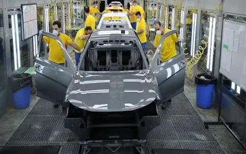 محصولات ایران خودرو 3 سال گارانتی رنگ دارد