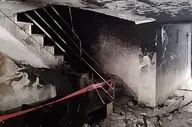 11 زن و مرد و کودک در محاصره آتش