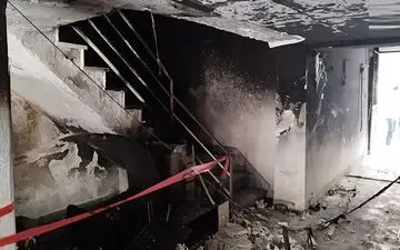 11 زن و مرد و کودک در محاصره آتش