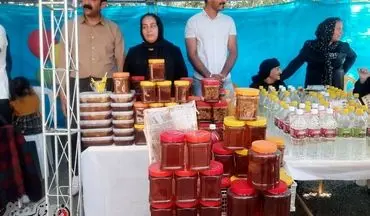  اولین جشنواره "بادام و عسل" در بیلوار کرمانشاه برگزار شد