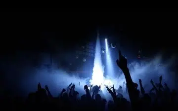 دختر ۱۶ ساله پس از شب وحشتناک در پارتی خودکشی کرد + جزییات