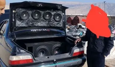 توقیف دو دستگاه خودرو  به علت آلودگی صوتی و هنجارشکنی شبانه در چرداول