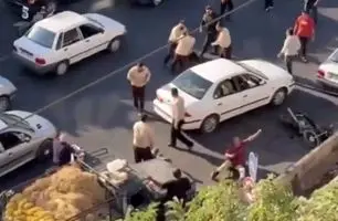 فیلم درگیری خونین مأموران شهرداری با دستفروشان قزوین