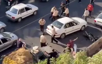 فیلم درگیری خونین مأموران شهرداری با دستفروشان قزوین