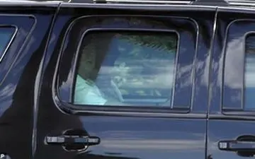 جنجال بر سر سلفی ماموران امنیتی با نوه ترامپ