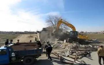 تخریب 6 مکان عرضه و مصرف مواد مخدر در بیلوار شهرستان کرمانشاه
