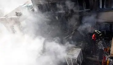 آتش سوزی در چهارراه جهان کودک/ ساختمان در حال ساخت در آتش سوخت