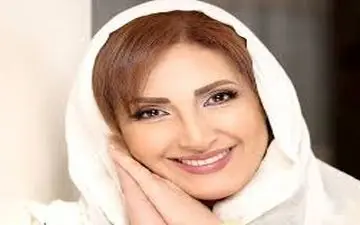 لباس های عجیب و غریب خانم بازیگر در کنار پسرش