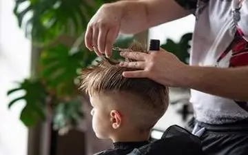 آیا کوتاه‌کردن، واقعاً رشد مو را تسریع می‌کند