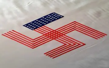 نژادپرستی در عصر حاضر با طراحی پوستر تغییر چهره از هنرمند کرمانشاهی 