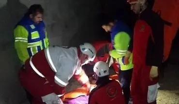 سقوط زن جوان از پل؛ وقوع حادثه در برف بازی کرمانشاه+ عکس 
