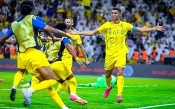 دیدار استقلال و النصر در زمین بی طرف برگزار می شود؟ 