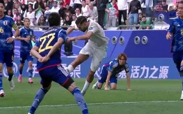 شوت قدوس به شکل خطرناکی از کنار دروازه به بیرون رفت | فیلم