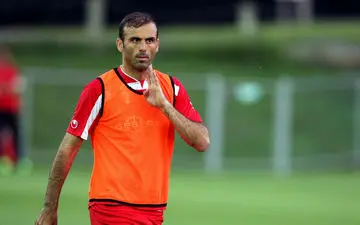 سید جلال معنای بزرگتر تیم را می داند

