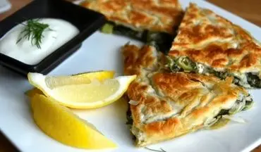 طرز تهیه مرغ با دیپ اسفناج؛ ترکیب خوشمزه‌ای از مرغ و پنیر گودا