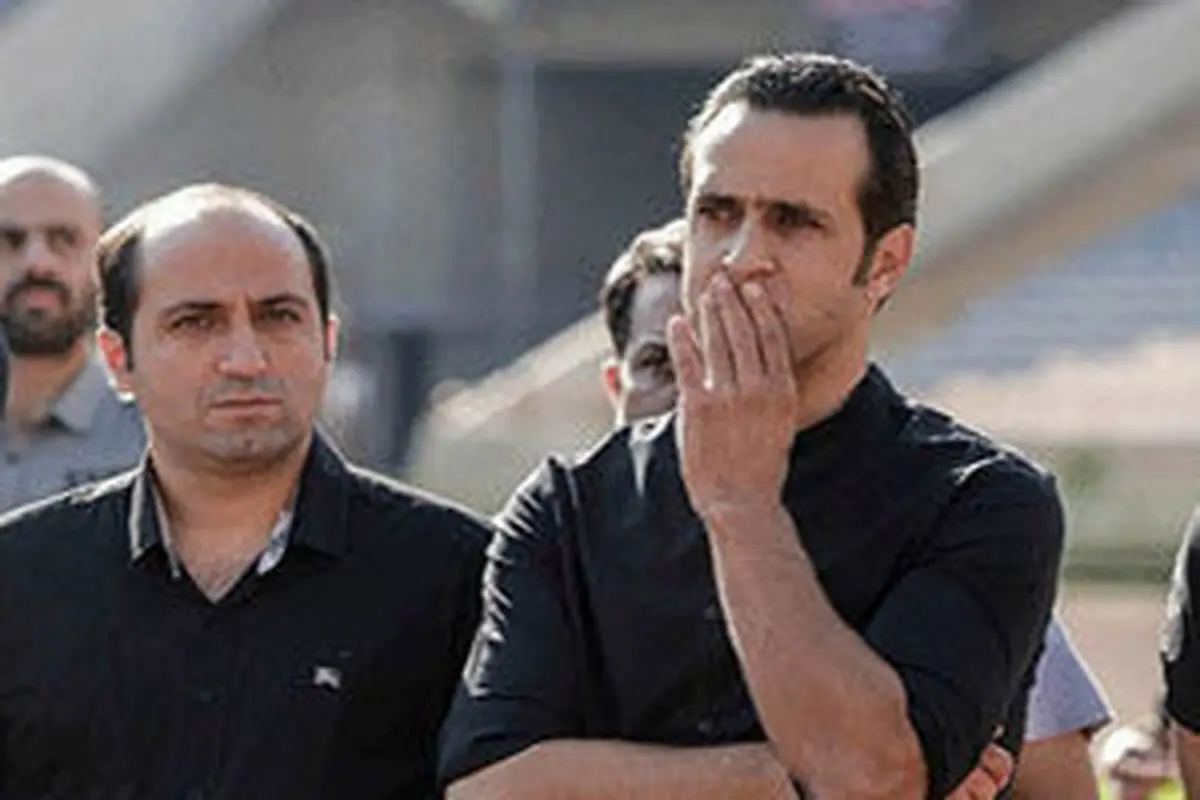 حضور علی کریمی در ورزشگاه آزادی