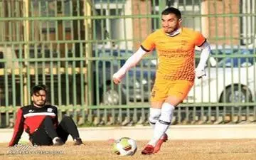 بازگشت عجیب هافبک پرسپولیسی بعد از سال ها به فوتبال 