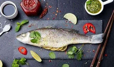 10 روش عالی برای از بین بردن بوی ماهی قبل از پخت + آموزش