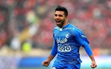  هافبک مطرح آبی پوشان در راه قطر!