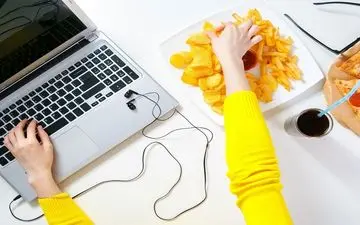 عادات به ظاهر بی ضرر اما اشتباهی که سلامت شما را به خطر می اندازند