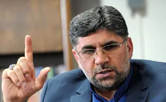 انتقاد تند نماینده مجلس به رئیس جمهور: آقای رئیسی؛ کشور را با سفارش‌های خاله و عمه نمی‌شود اداره کرد