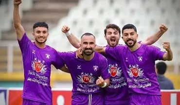 هوادار به بقا امیدوار شد 