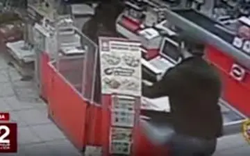 جیغ‌های خانم صندوقدار سارق را فراری داد