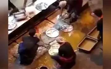 ظرف شستن با کثیف‌ترین آب!+فیلم