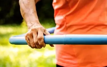 حلقه زدن چربی پهلوها را می سوزاند؟