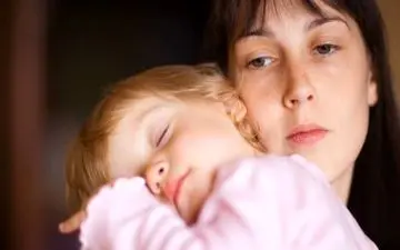 دلتنگی برای زندگی قبل از مادر شدن طبیعی است؟
