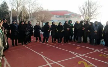 همایش پیاده روی کارکنان شرکت آب منطقه ای استان کرمانشاه به مناسبت روز زن