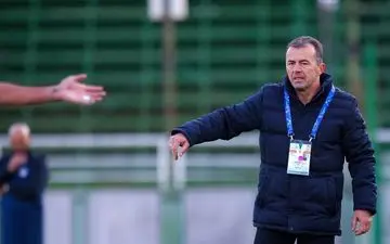 سخنگوی باشگاه ذوب آهن : رادولووویچ نگفته است نمی آیم 